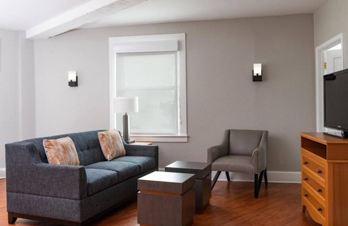 Downtown San Antonio Apartment | FIESTA Special - Timeshare Units for rent on Riverwalk