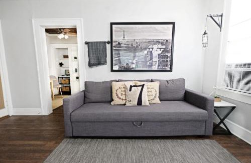 Lower Greenville Apartment | FIFA Ready Urban Convenience Studio Flat