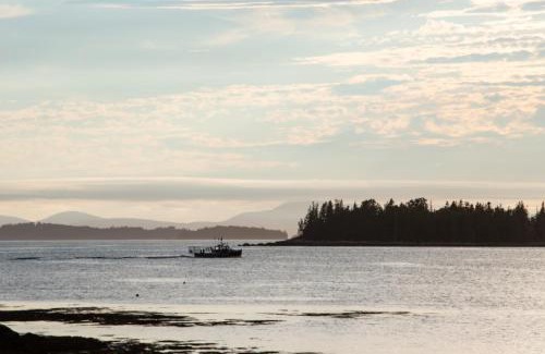 Stonington House | Fifield Lobster Overlook