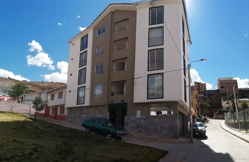 Ramiro Priale Apartment | Fiflo's Apartament