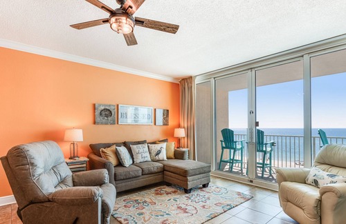 Gulf Shores Condo | Fifth floor oceanfront condo with pool, ocean view, high-speed WiFi, & W/D