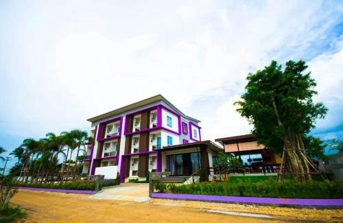 Kamphaeng Phet Hotel | FIG Boutique Hotel
