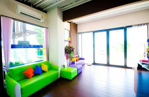 Kamphaeng Phet Hotel | FIG Boutique Hotel