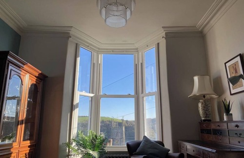 Fowey House | Fimbarr's Reach, a beautiful Fowey villa house with far reaching river views