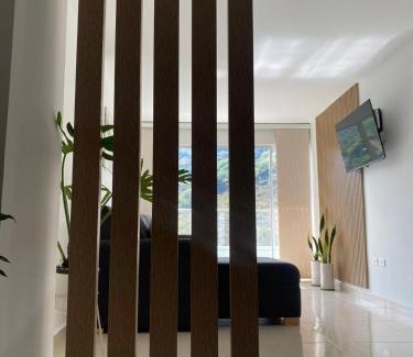 Pinchote Apartment | Fin de semana en increíble apartamento - 2 cuartos, sofacama, piscina y parking gratis