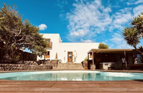 Tao House | Finca Botanica Tao - 5 Bedroom Villa with Pool and Hot Tub