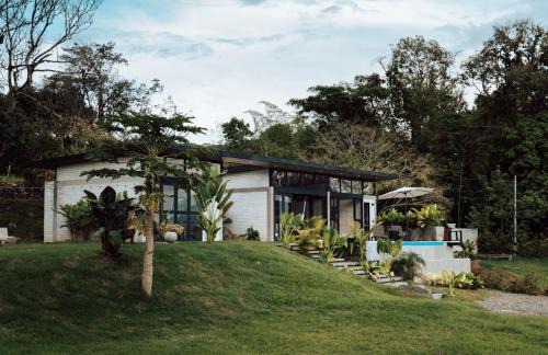 Fredonia House | Finca Calathea