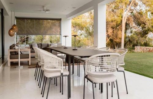 Sant Josep de sa Talaia Villa | Finca in Ibiza with Sea Views & Infinity Pool