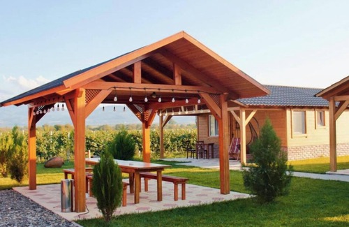 Kvemo Alvani Cottage | Finca Idoize Camping Hotel