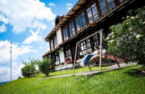 Yotoco Ski Chalet | Finca Rancho Alegre