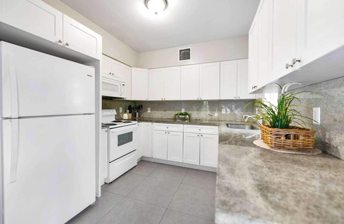 Northeast Miami House | Find Everything You Need in This Duplex!