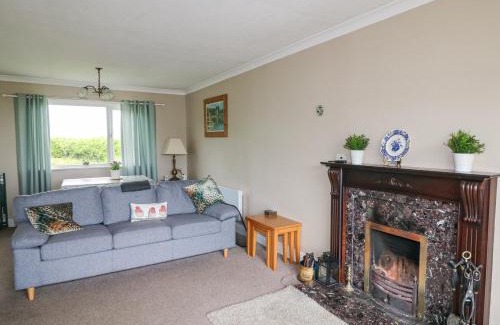 Lady's Island House | Findale