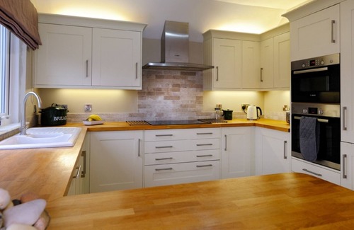 Findhorn House | Findhorn Holiday House is a spacious modern bungalow, large garden. New listing.