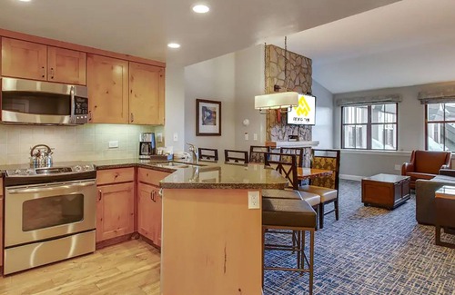 Lakeside Park Resort | 𝐅𝐢𝐧𝐝𝐢𝐧𝐠 𝐌𝐞𝐢𝐥𝐢 Ski-In/Out Wonderland TimberLodge Resort+Amenities.2BR