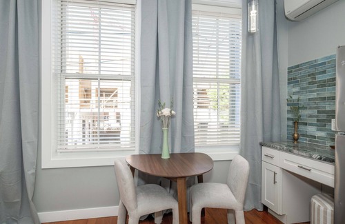 Over-the-Rhine Apartment | Findlay Market Suite 2