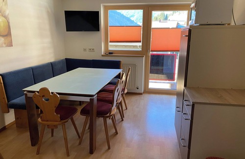 Viehhofen Apartment | Fine apartment with terrace in prime location