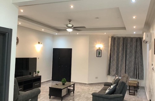 Accra Region Apartment | Fine Boy Villa, Luxe Two-Bedroom Apartments in Tema Community 25