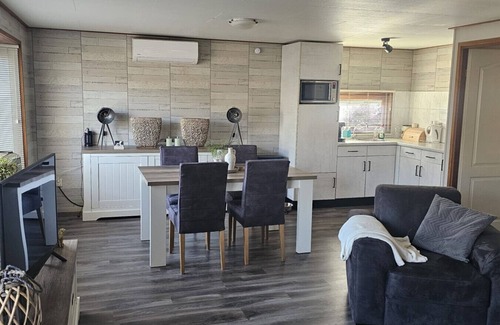 Krachtighuizen House | Fine chalet for 4 people on the Veluwe