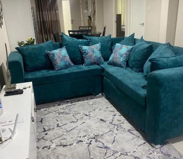 Portmore Apartment | Finest Accommodation Bay Front Villa G9