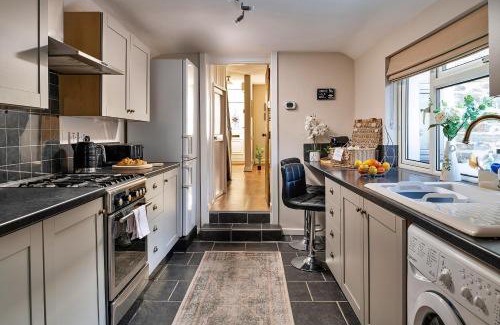 Rhiwbryfdir House | Finest Retreats - Bwthyn Llechi, Slate Cottage
