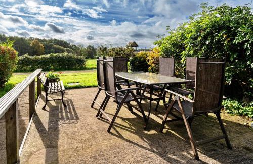 Saint Blazey House | Finest Retreats - The Barn at Prowses Farm