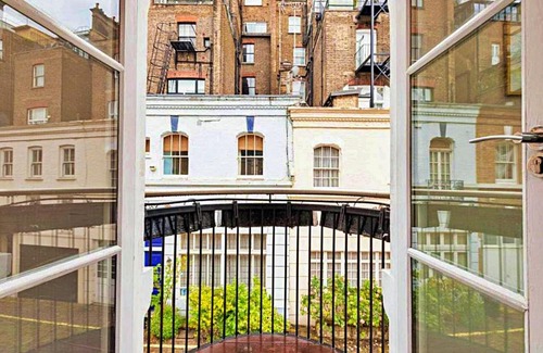 Knightsbridge Apartment | Finest Retreats - King Charles House
