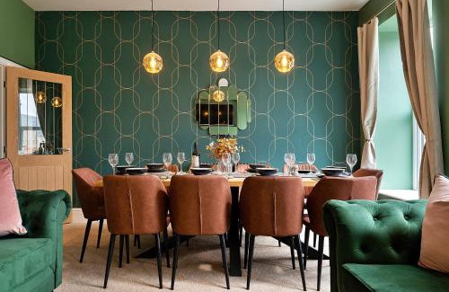 Rhyd-y-clafdy Apartment | Finest Retreats - Peace Retreats Penthouse