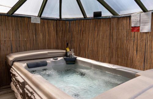 Craven Arms House | Finest Retreats - The Grove Annexe