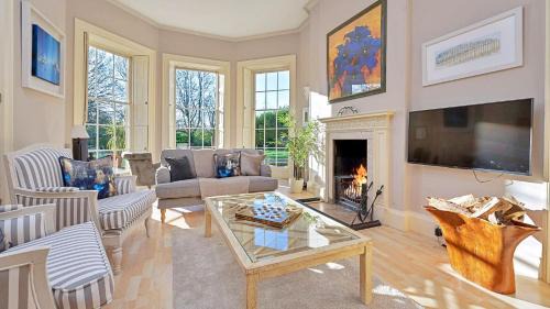 Tormarton House | Finest Retreats - Tormarton Court
