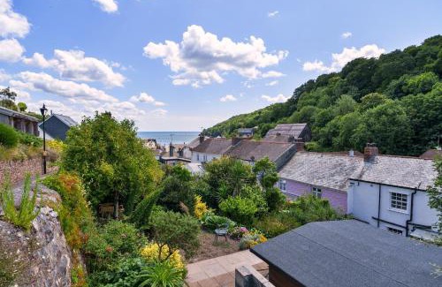 Cawsand House | Finest Retreats - Woodleigh, Cawsand