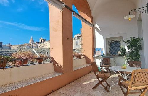 Old Town Apartment | Finestre sul Teatro - Catania - Parking included