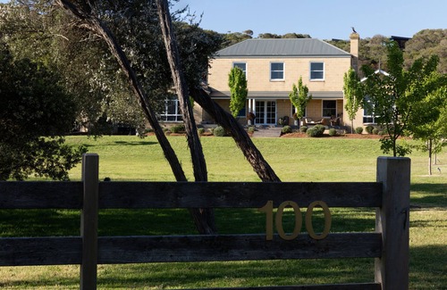 Fingal Villa | Fingal House-Ultimate Escape for Groups, Families & Retreats