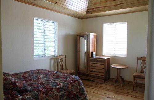 Titchfield Peninsula Bed & Breakfast | Finjam Cottage