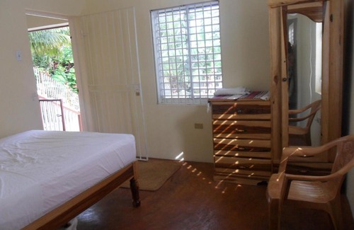 Titchfield Peninsula Bed & Breakfast | Finjam Cottage
