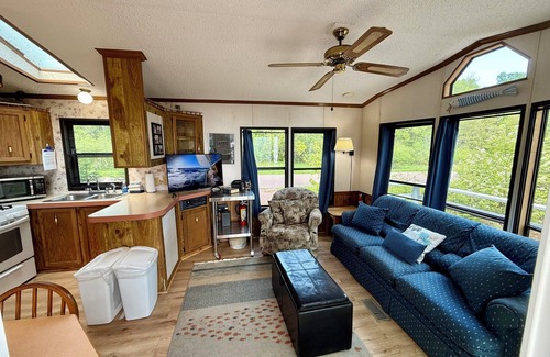 La Pointe Cabin | Finn McCool - 200 Feet of Sand Beach just steps away!