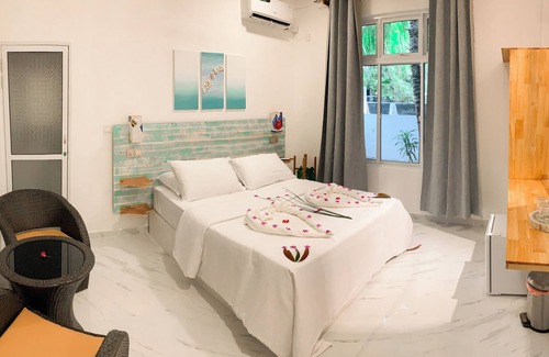 Rasdhoo House | FINS DIVE AND LEISURE HOTEL