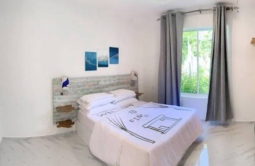 Rasdhoo House | FINS DIVE AND LEISURE HOTEL