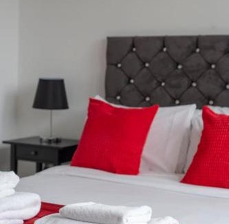 Brownswood Apartment | Finsbury Park Penthouse: Luxe City Living