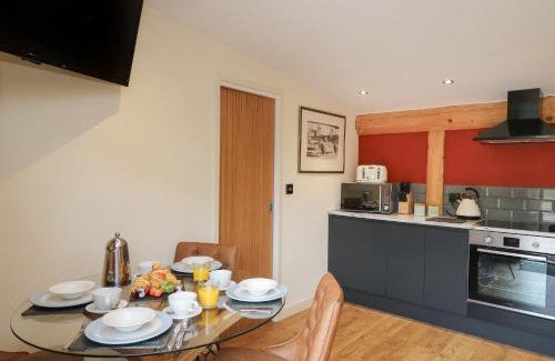 Llangadfan House | Fioled