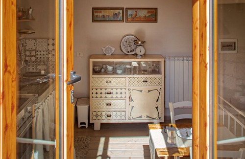 Castellina in Chianti Villa | Fioraie villa with pool and breathtaking views for 6 people