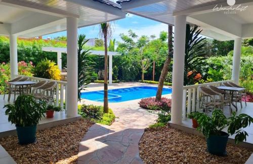 Diani Beach Bed & Breakfast | Fiorella Beach House, Diani Beach