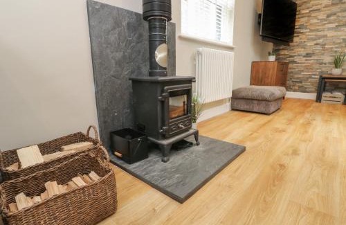 Llanrug House | Fir Tree Cottage