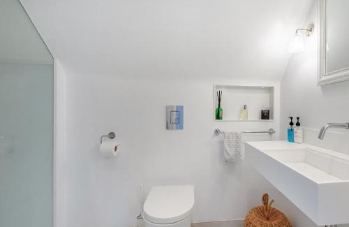 Crowborough House | Fir Trees - Uk49994