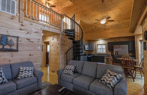 Luray Cabin | Firefly Cabin