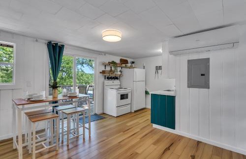 Kimberling City House | Firefly Cottage cabin