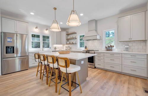 Moneta House | Firefly Estate, Lakefront Luxury w/Covered Verandas + Heated Salt Pool, Hot Tub, Dock!