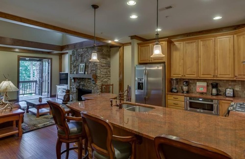 Lake Lure Condo | Firefly Retreat #202: Gated Community in Lake Lure | Views Of Lake; pool, boats & more!