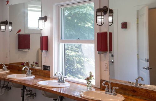 South Hill Cabin | Firelight Camps