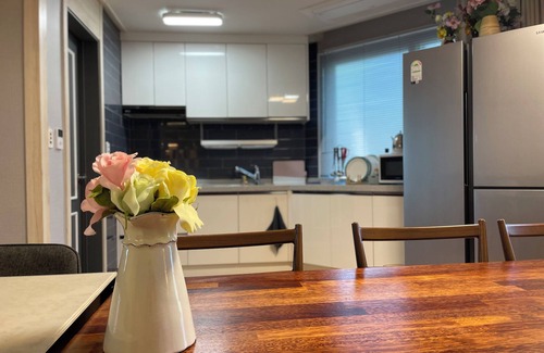 Unseo-dong Apartment | Firenze guesthouse-Close to Airport, Paradise city, Inspire, Unseo station