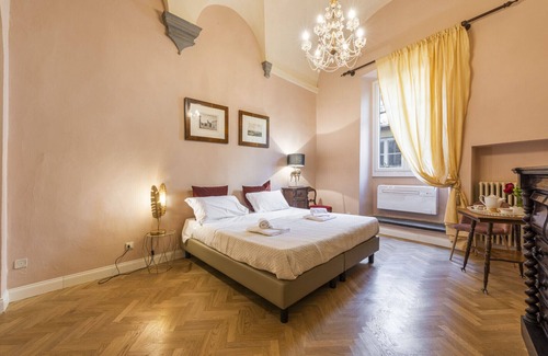 Santa Croce Apartment | Firenze Rentals Deluxe Apartment Palmieri